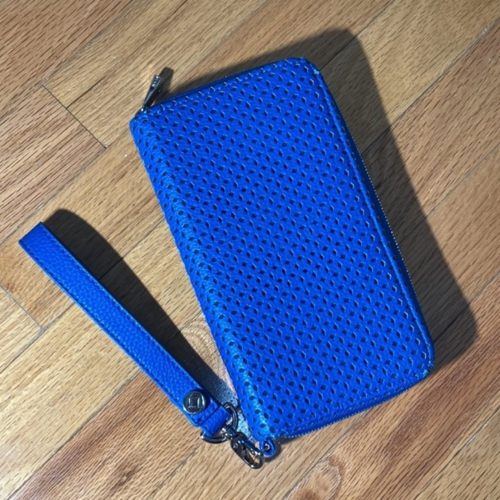 Jewell Royal Blue Zippered Long Wallet  Excellent Used Condition - Picture 4 of 6